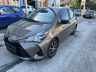 Toyota Yaris '17 Hybrid