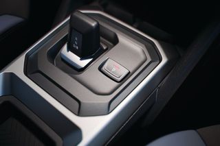 Dacia Duster 2026 JOURNEY HYBRID 140PS 230V-thumb-6