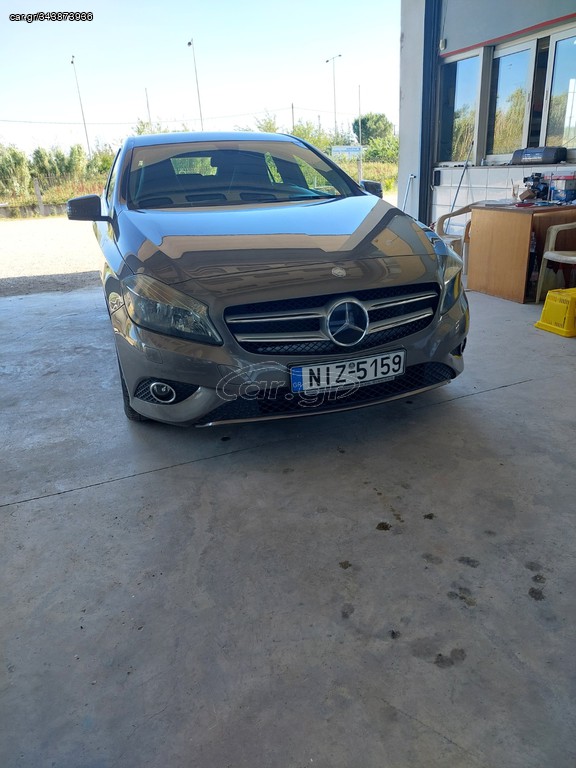 Mercedes-Benz A 180 2013