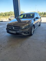 Mercedes-Benz A 180 2013-thumb-1