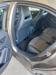 Mercedes-Benz A 180 2013-thumb-15