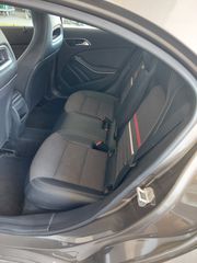 Mercedes-Benz A 180 2013-thumb-16