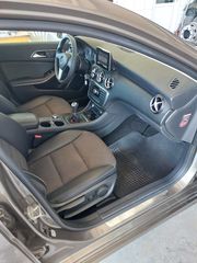 Mercedes-Benz A 180 2013-thumb-18