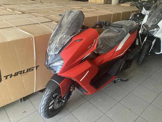 Thrust DSR 125 A/C 2026 ΟΔΗΓHΤΕ ΜΕ ΔΙΠΛΩΜΑ ΑΥΤΟΚΙΝΗΤΟΥ-ΝΕΑ ΜΕΙΩΜΕΝΗ ΤΙΜΗ-thumb-2