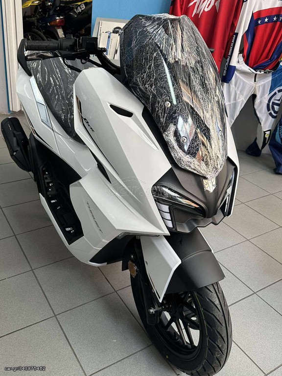 Thrust DSR 125 A/C 2026 ΟΔΗΓHΤΕ ΜΕ ΔΙΠΛΩΜΑ ΑΥΤΟΚΙΝΗΤΟΥ-ΝΕΑ ΜΕΙΩΜΕΝΗ ΤΙΜΗ