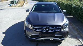 Mercedes-Benz GLA 180 '18  1.5 DIESEL Urban 7G