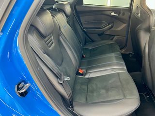 Ford Focus 2016 RS Mk3-thumb-5