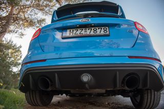 Ford Focus 2016 RS Mk3-thumb-29