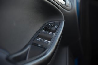 Ford Focus 2016 RS Mk3-thumb-33