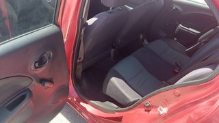 Nissan Micra 2015-thumb-6