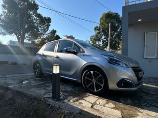 Peugeot 208 '18