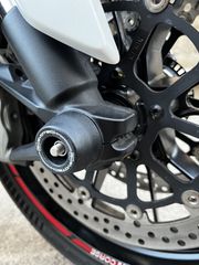 Ducati Hypermotard 939 2017-thumb-9