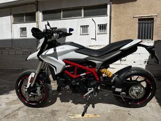 Ducati Hypermotard 939 2017-thumb-2