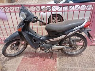 Honda ANF 125 Innova '05