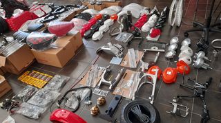 moter 50ari 49cc me timologio gia na dilothi gia honda c50 glx dax chaly astrea supra ss50 z50j Z50R monkey Gorilla skyteam Jincheng JC50 MODIFYING GARAGE "since1993" TAKEGAWAGR - 4miniracingparts,gr-thumb-95