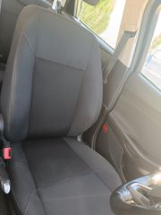 Ford Focus 2018-thumb-14