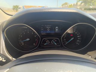 Ford Focus 2018-thumb-15