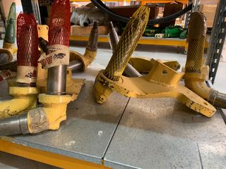 ΤΧ32/34 Αριστερό Ακραξονιο New Holland-thumb-2
