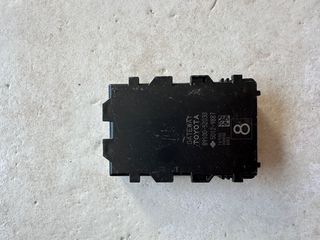 TOYOTA YARIS-thumb-10