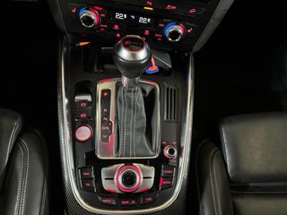 Audi SQ5 2015-thumb-12