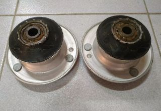 Top mount (2) εμπρός άξονα BMW E39-thumb-1