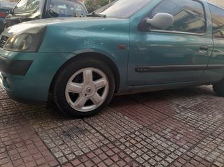 Renault Clio '03 Φουλ έχτρα.ευκαιρια