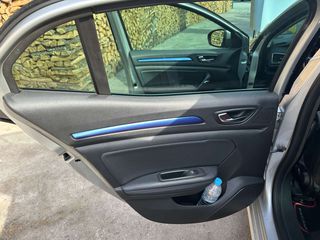 Renault Megane 2018 Grandtour dCi 165 GT line-thumb-72