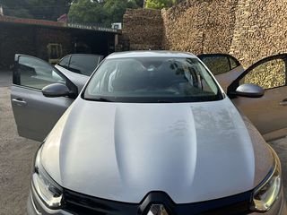 Renault Megane 2018 Grandtour dCi 165 GT line-thumb-6
