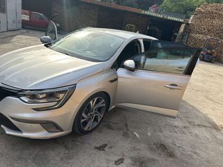 Renault Megane 2018 Grandtour dCi 165 GT line-thumb-7