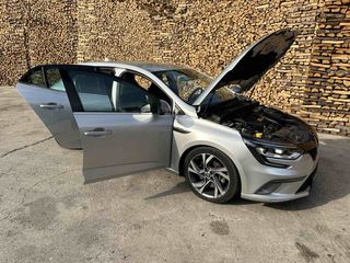 Renault Megane 2018 Grandtour dCi 165 GT line-thumb-40