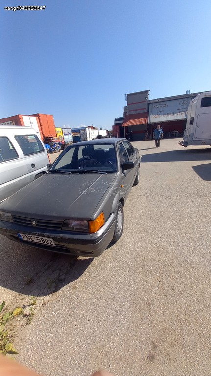 Nissan Sunny 1990