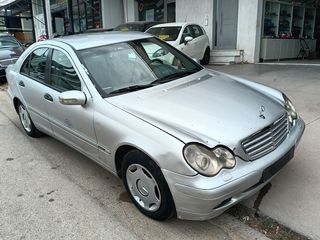 Mercedes-Benz C 220 2002 DIESEL CLIMA-thumb-1
