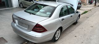 Mercedes-Benz C 220 2002 DIESEL CLIMA-thumb-3
