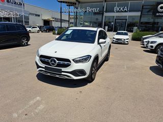 Mercedes-Benz GLA 200 '22