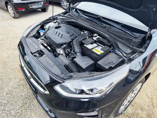Kia Ceed / cee'd 2019-thumb-10