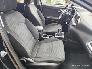 Kia Ceed / cee'd 2019-thumb-19
