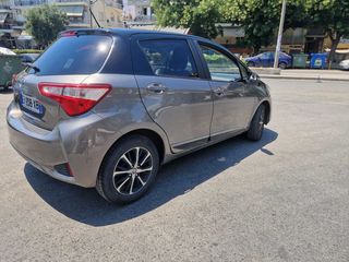Toyota Yaris 2018  1.5 Style Selection Multidrive S-thumb-4