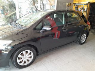 Toyota Auris '12  1.33