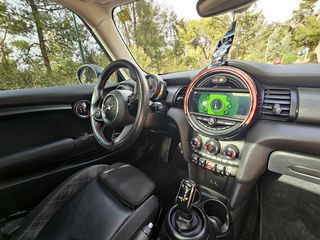 Mini Cooper D 2018 FULL EXTRA | PANORAMA | ΘΕΡΜΑΙΝΟΜΕΝΑ ΚΑΘΙΣΜΑΤΑ | EΞΑΙΡΕΤΙΚΟ-thumb-15