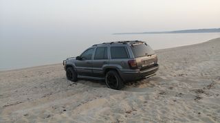 Jeep Grand Cherokee 2002 Overland 4.7 HO-thumb-12