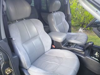Jeep Grand Cherokee 2002 Overland 4.7 HO-thumb-22