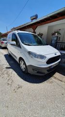 Ford Transit Courier '15