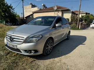 Mercedes-Benz B 180 '12  d BlueEFFICIENCY Edition