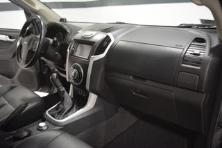 Isuzu D-Max 2018 Custom_1.9d_163Hp_TOP!!!-thumb-16