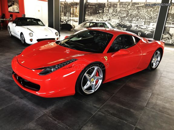 Ferrari 458 Italia 2010 CARBON SEATS CERAMIC BRAKES NAVI CAMERA 