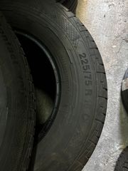 Continental 225 75 16-thumb-1