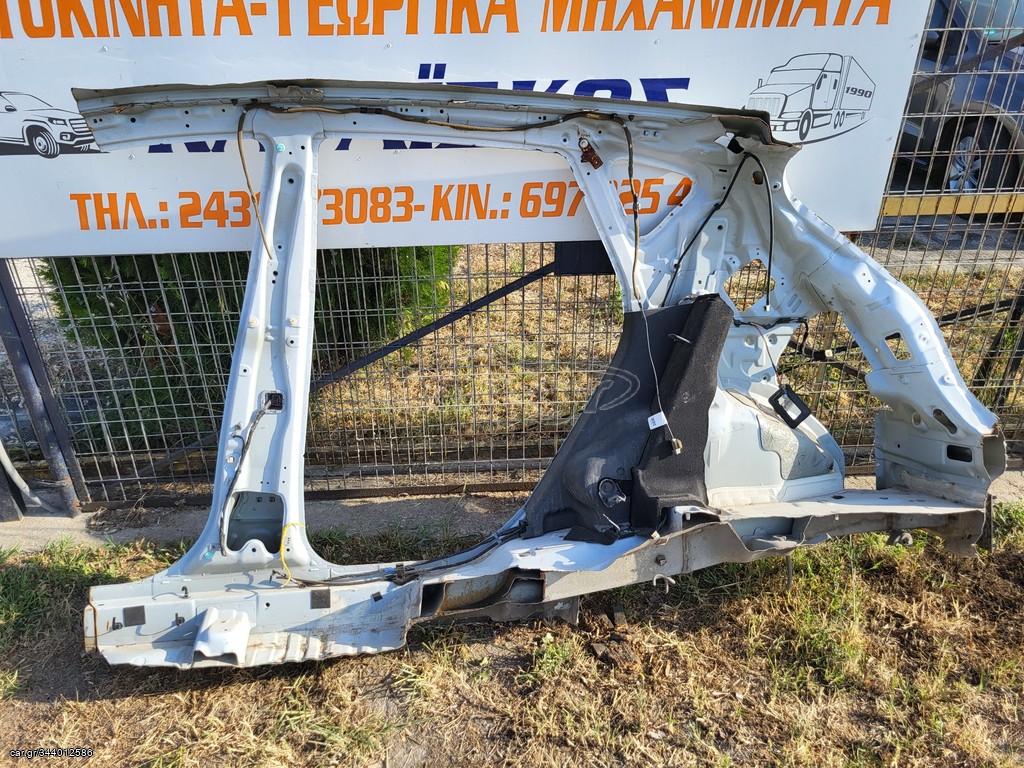Hyundai i30 κολώνα, μαρσπιε φτερο!