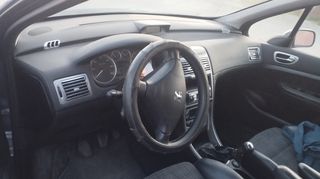 Peugeot 307 2000-thumb-5