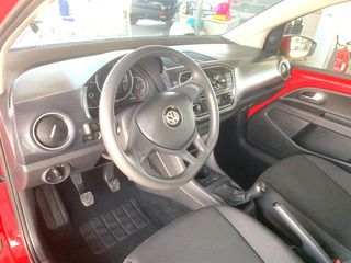 Volkswagen Up 2018-thumb-6