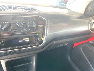 Volkswagen Up 2018-thumb-10